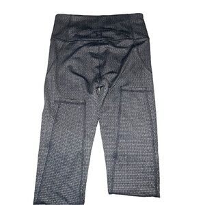 NWOT UNDER ARMOUR LEGGINGS